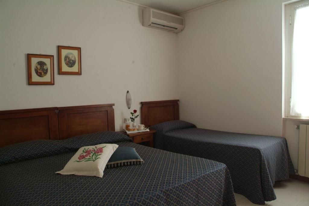 C.A.V. Residenza Prisco Aparthotel Marina di Grosseto Rum bild